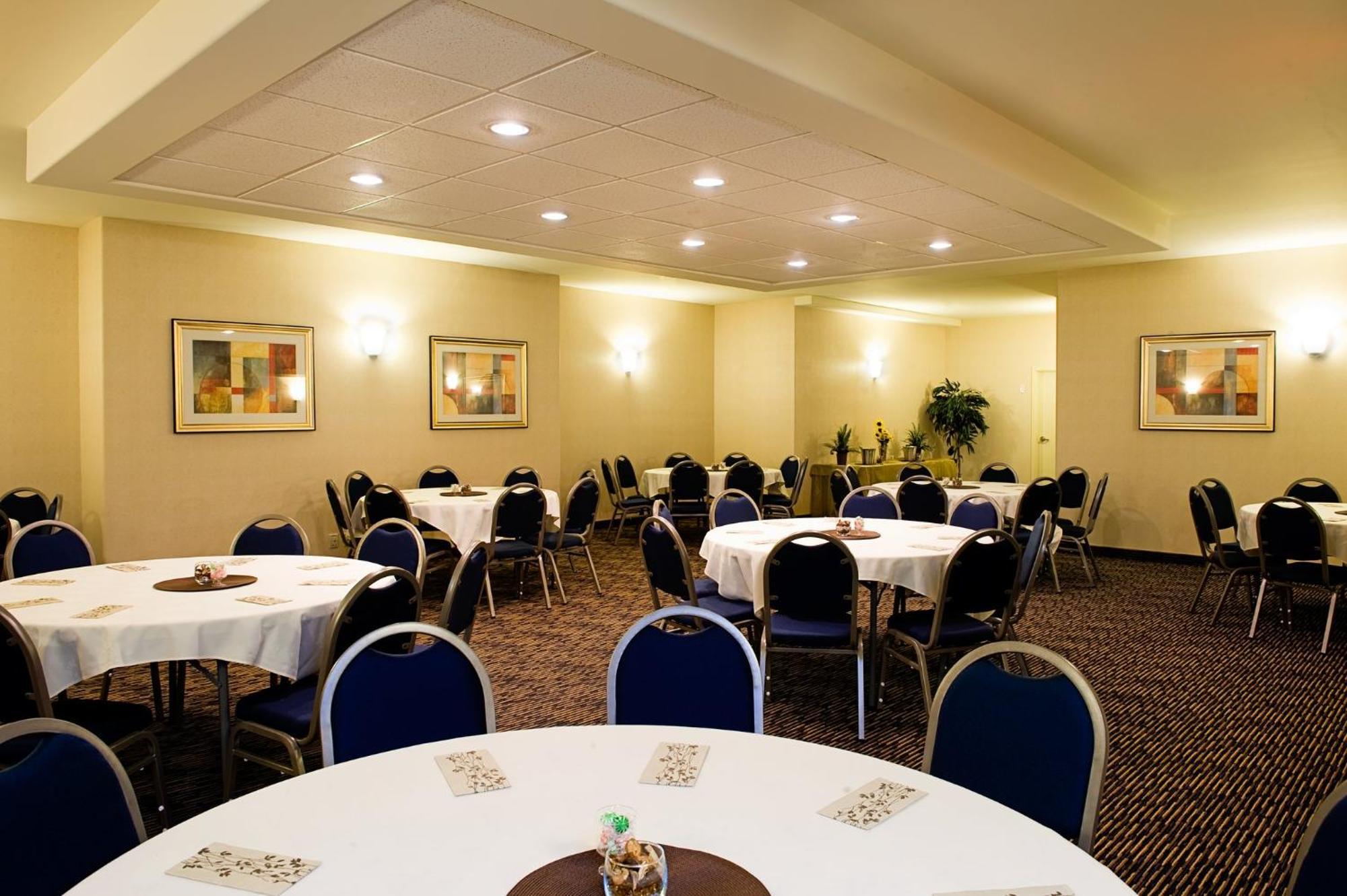 Holiday Inn Express & Suites-Regina-South By Ihg Exterior foto